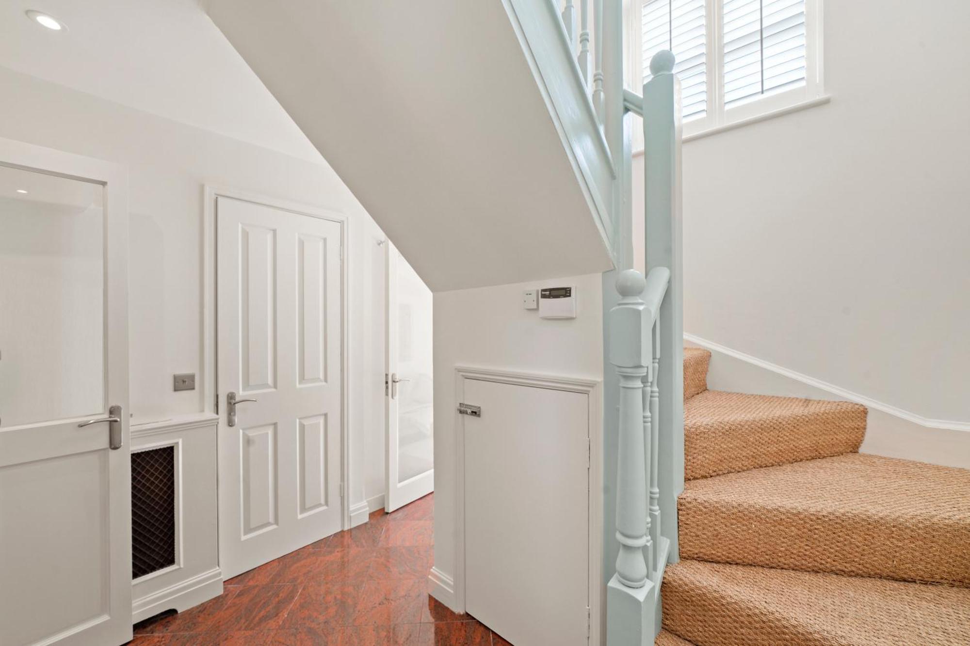 3 Bedroom Mews Home - Clapham Common - Free Private Parking - Sleeps 5 - Newly Refurbished - Sweetpea & Pillow Properties 伦敦 外观 照片